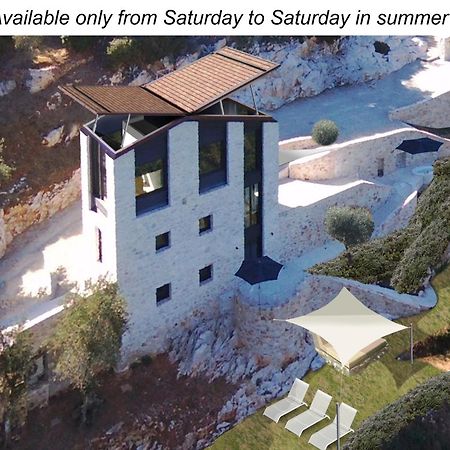 Villetta Farfallina "The Unique Property In The World With An Openable Roof" ลุคคา ภายนอก รูปภาพ