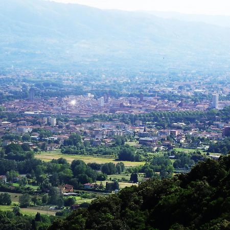 Villetta Farfallina "The Unique Property In The World With An Openable Roof" ลุคคา ภายนอก รูปภาพ