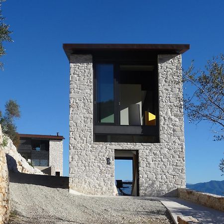 Villetta Farfallina "The Unique Property In The World With An Openable Roof" ลุคคา ภายนอก รูปภาพ