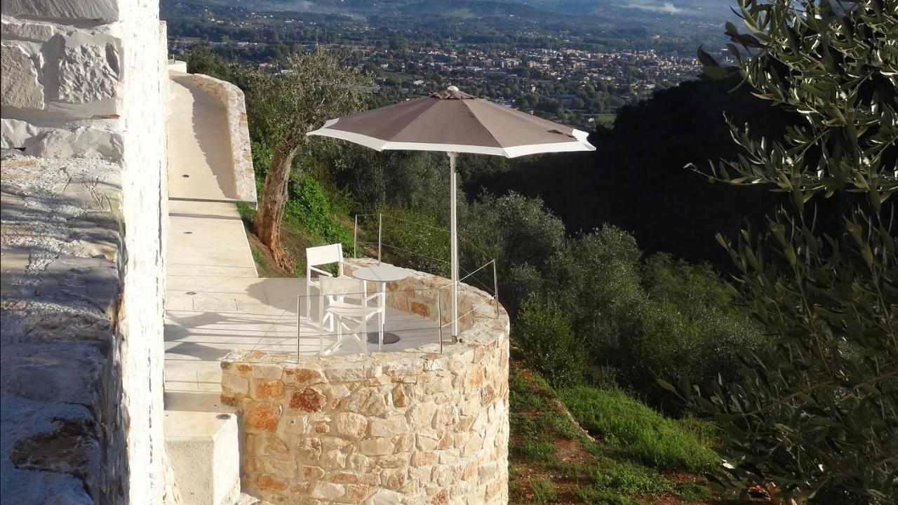 Villetta Farfallina "The Unique Property In The World With An Openable Roof" ลุคคา ภายนอก รูปภาพ