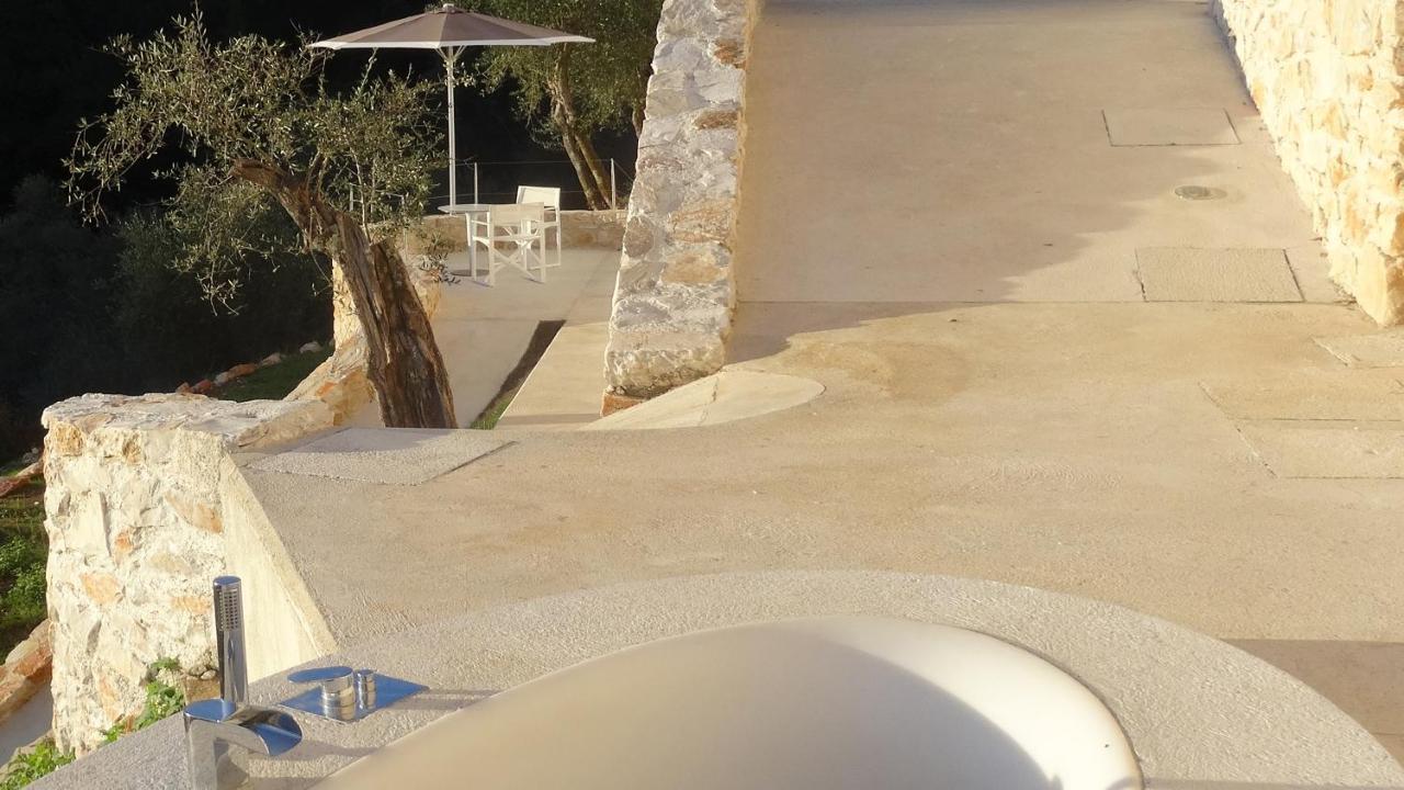 Villetta Farfallina "The Unique Property In The World With An Openable Roof" ลุคคา ภายนอก รูปภาพ