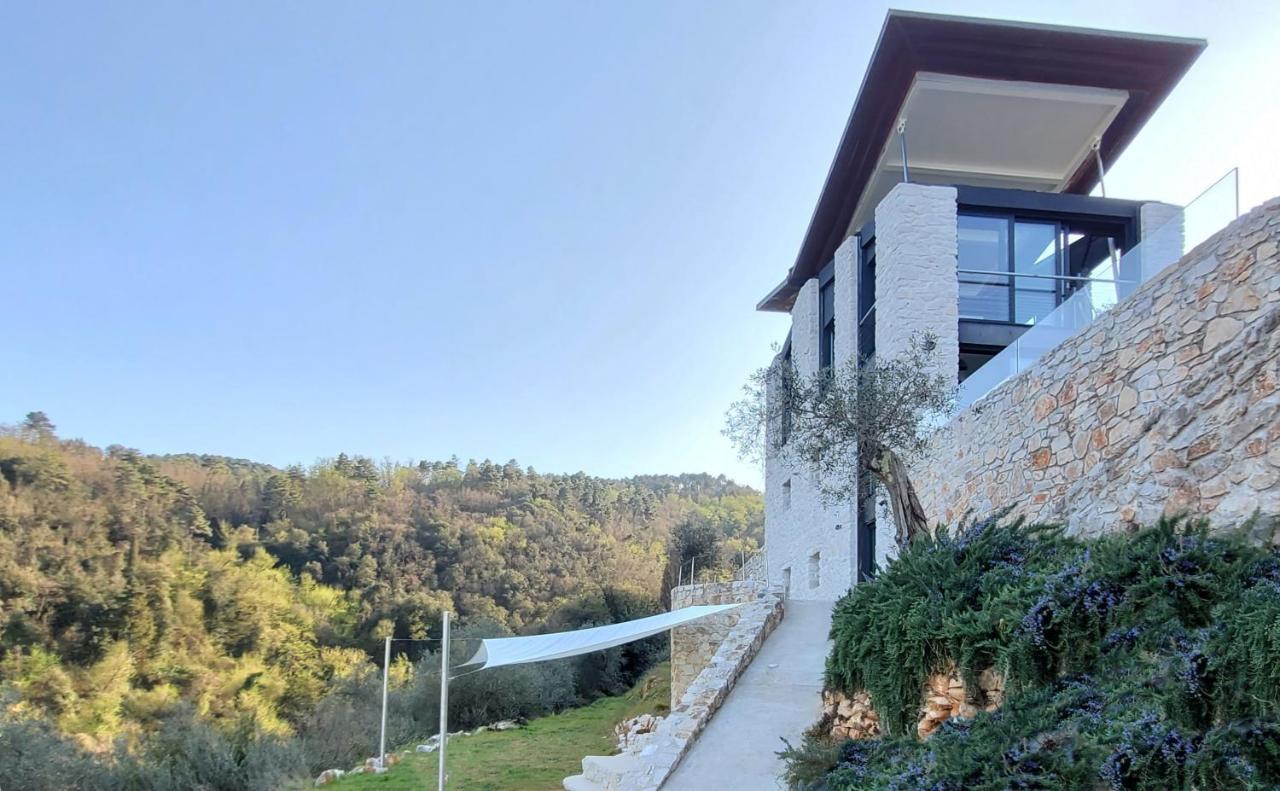 Villetta Farfallina "The Unique Property In The World With An Openable Roof" ลุคคา ภายนอก รูปภาพ