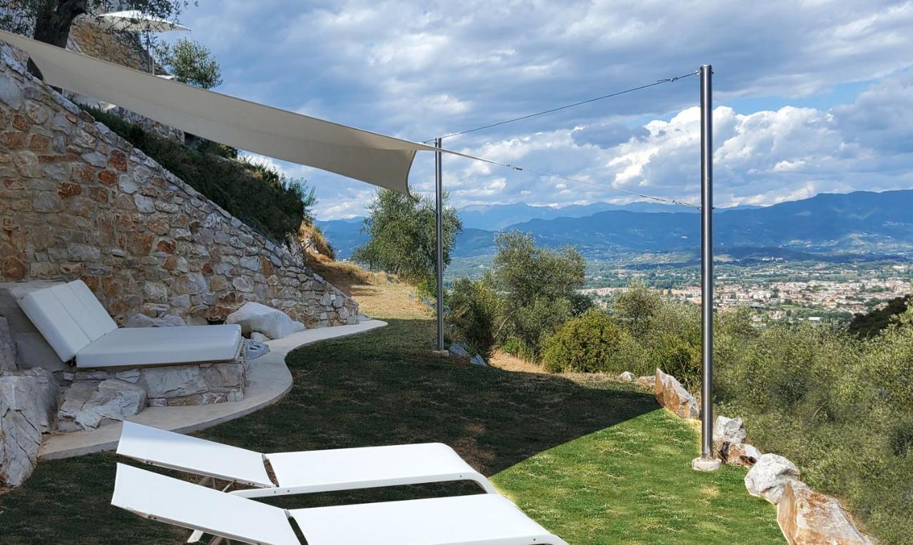 Villetta Farfallina "The Unique Property In The World With An Openable Roof" ลุคคา ภายนอก รูปภาพ
