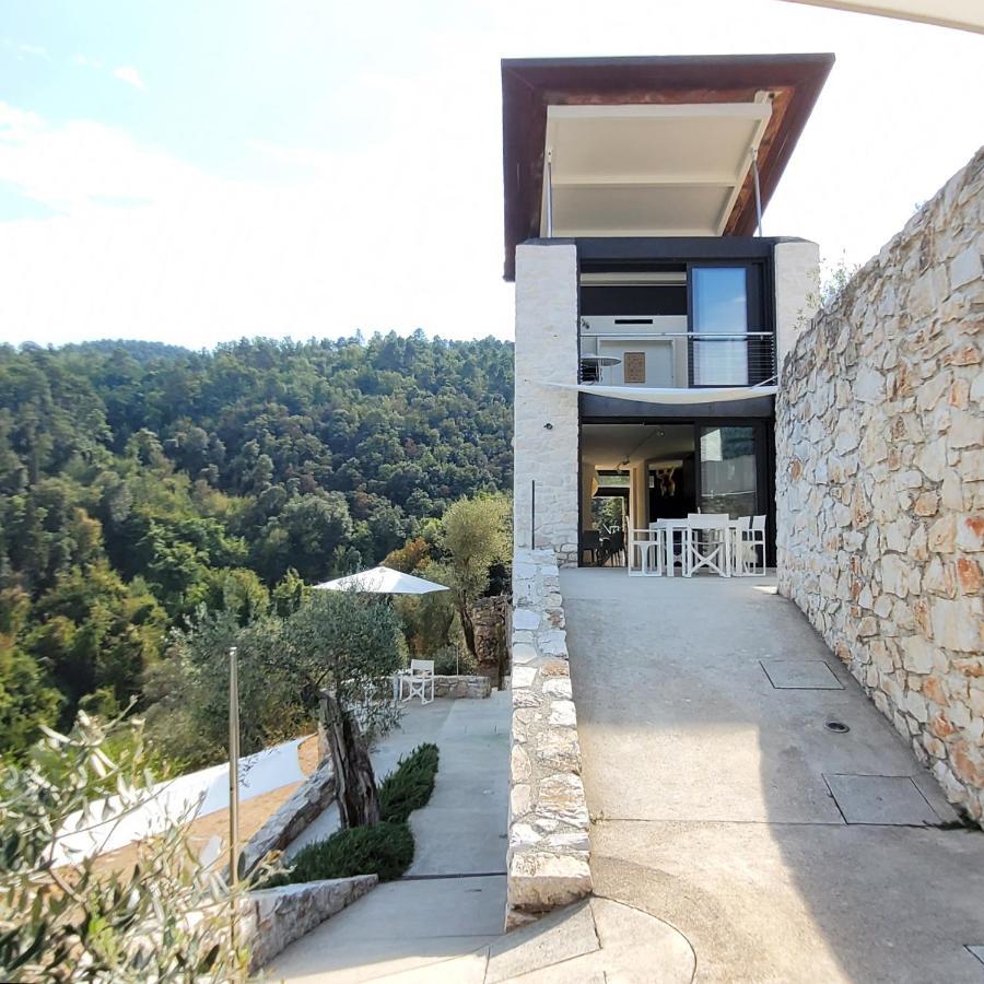 Villetta Farfallina "The Unique Property In The World With An Openable Roof" ลุคคา ภายนอก รูปภาพ